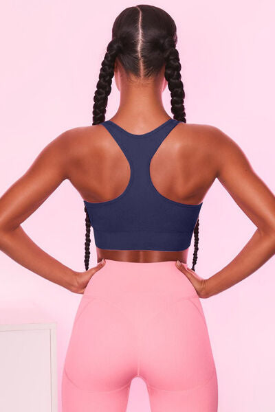 Scoop Neck Wide Strap Active Bra